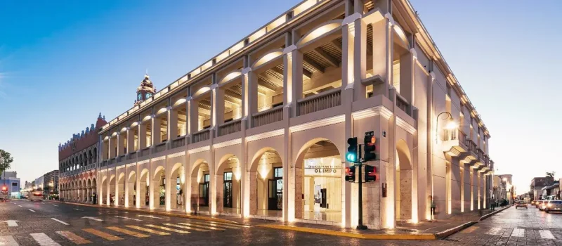 LA ILUMINACIÓN ARQUITECTÓNICA: PILAR DE LA IDENTIDAD URBANA EN MERÍDA